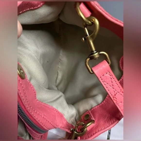 American Leather Co. Lenox Triple Entry Satchel! Preowned! - Picture 6 of 7